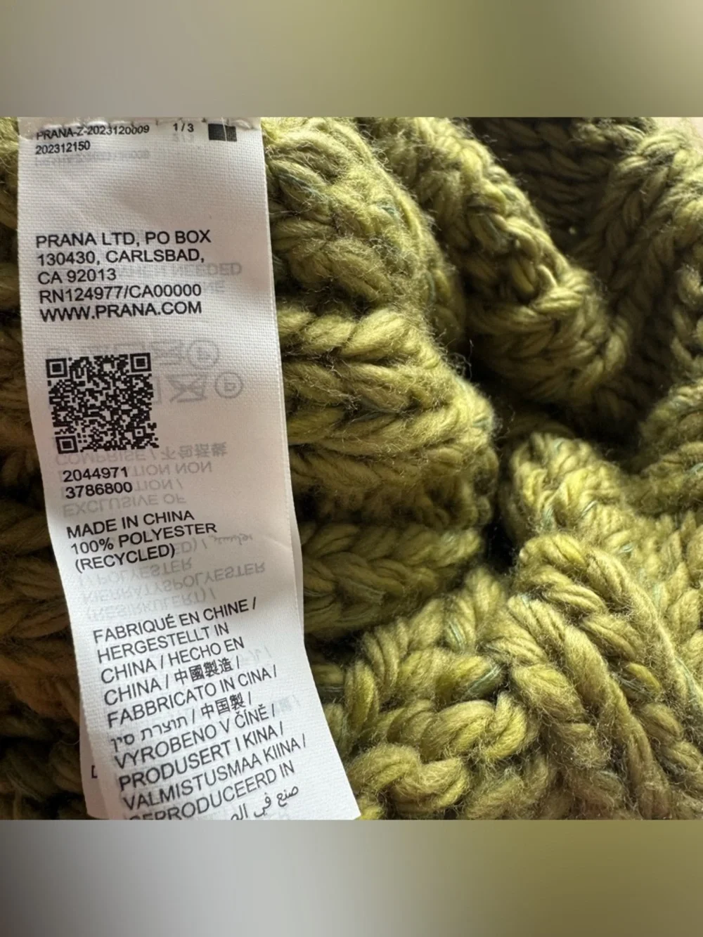 Prana Snow Crystal Beanie Fern Green Pom Pom Chunky Knit